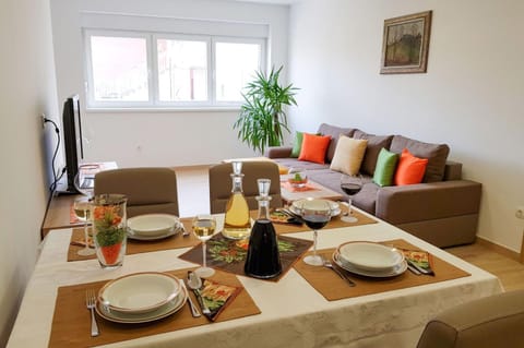 Apartments Mobine Apartment in Dubrovnik-Neretva County
