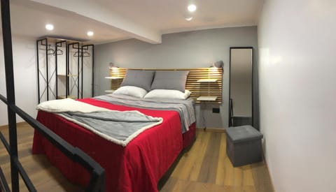 Bed, Bedroom