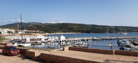 piccolo monolocale al porticciolo Apartment in Isola Rossa