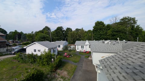 Property building, Day