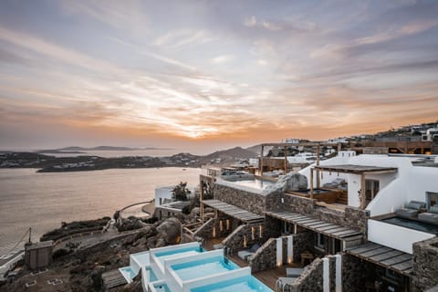 Property building, View (from property/room), Sea view, Sunset