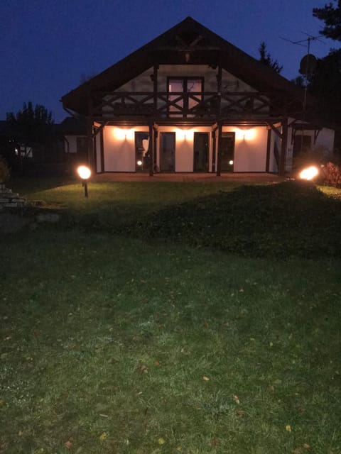 Czar Jezioraka - pod dobrą nutą House in Pomeranian Voivodeship