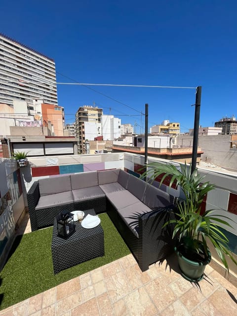 Property building, Patio, Day, View (from property/room), Balcony/Terrace, Balcony/Terrace, Living room, Seating area, City view