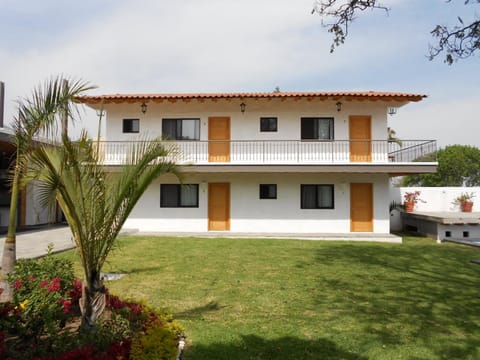 Hotel La Ribereña Hotel in Ajijic