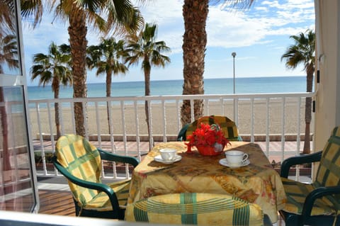 Patio, View (from property/room), Balcony/Terrace, Beach, Beach, Sea view, pet friendly, pet friendly