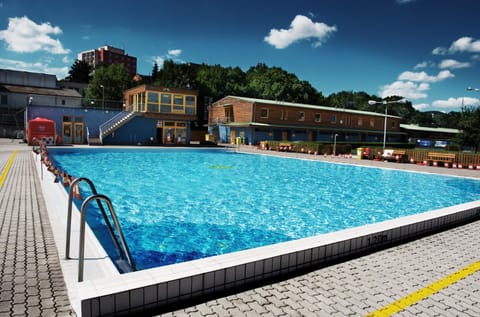 Property building, Swimming pool