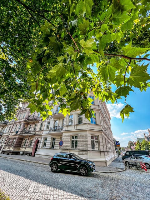 Street view, Parking