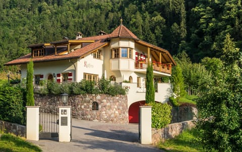 Property building, Spring, Natural landscape, Garden view