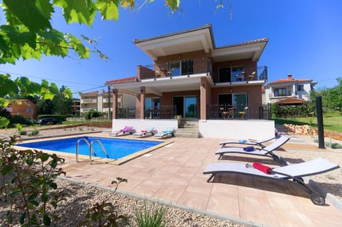 Property building, BBQ facilities, Pool view, Swimming pool