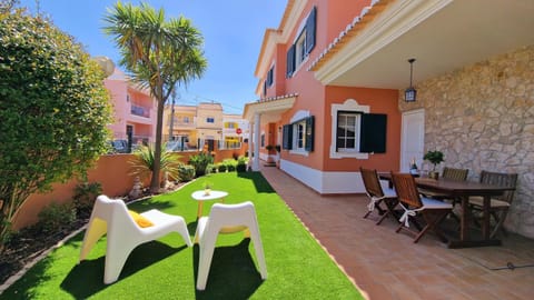Property building, BBQ facilities, Garden, Lounge or bar, Garden view