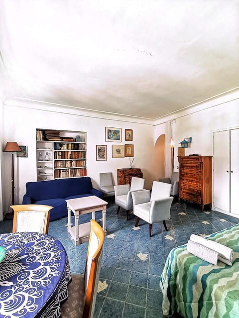 Appartamento panoramico in Piazzetta Apartment in Marina Grande