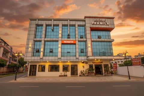 Property building, Facade/entrance