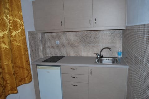 Koula Apartments Apartment hotel in Stalida