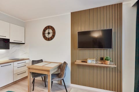 TV and multimedia, Kitchen or kitchenette