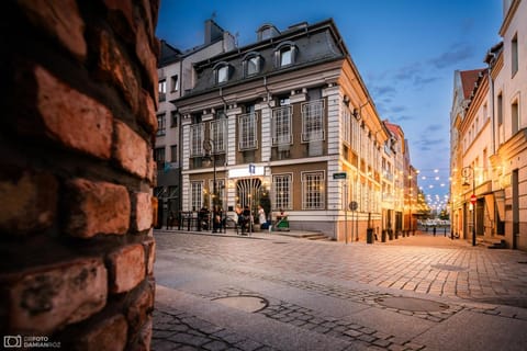 Nearby landmark, City view, Landmark view