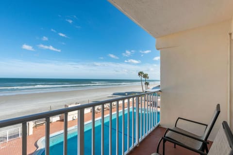 Natural landscape, Photo of the whole room, Beach, On site