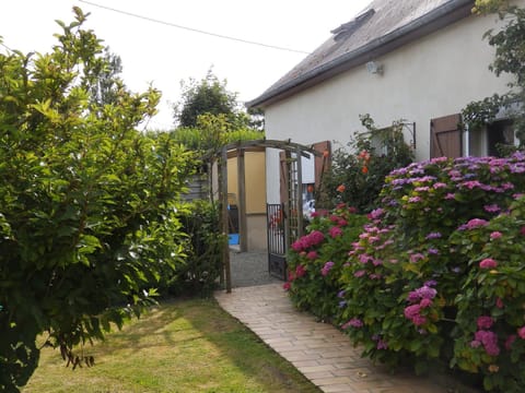 Gîte La MER Bed and Breakfast in Normandy