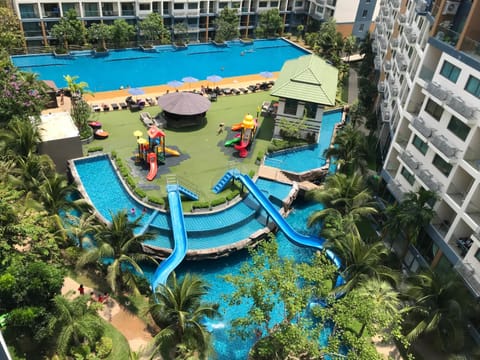 Day, Bird's eye view, Children play ground, Garden, Aqua park, Garden view, Pool view, Swimming pool, sunbed