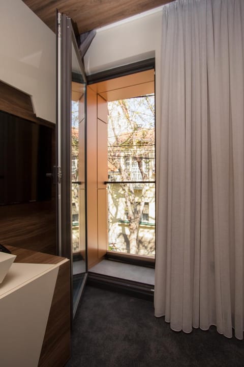BOUTIQUE 25h by Eva stay 018 Hotel in Serbia