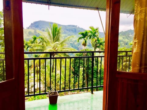 Balcony/Terrace, Garden view, Mountain view