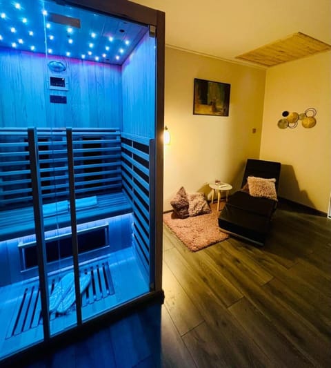 Sauna, Seating area