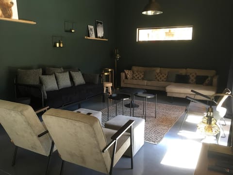 GITE LES TERRASSES 2 House in Provence-Alpes-Côte d'Azur