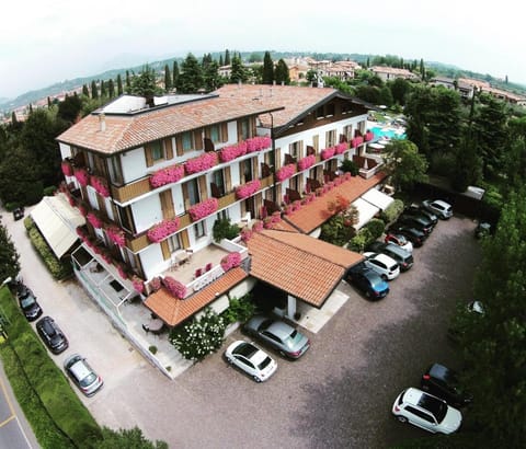 Property building, Bird's eye view