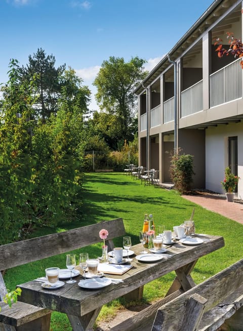 Garden, Balcony/Terrace, Breakfast