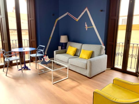 Living room, Seating area