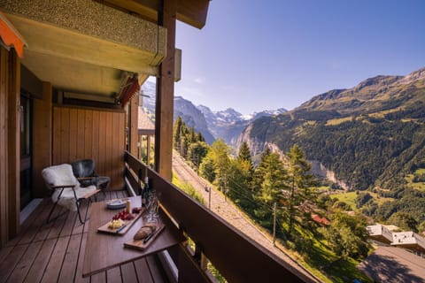 Balcony/Terrace, Landmark view, Mountain view