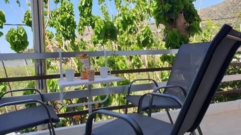 Property building, View (from property/room), Balcony/Terrace, Mountain view