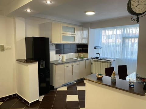 Property building, Kitchen or kitchenette