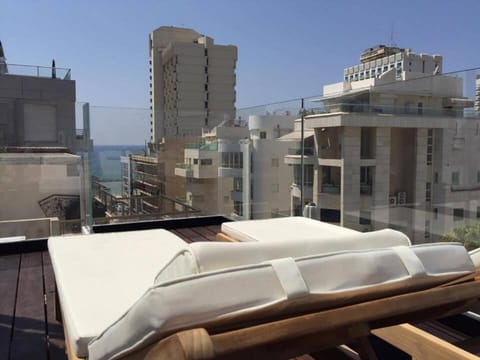 Solarium, Balcony/Terrace, Street view