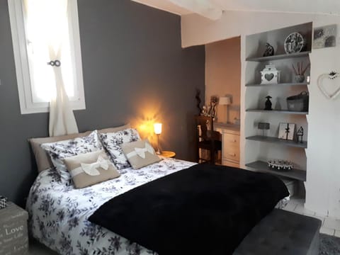 Other, Photo of the whole room