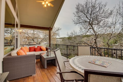 Point Venture Lookout House in Point Venture