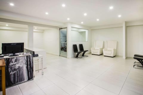 Lobby or reception, On site