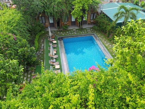 Spring, Natural landscape, Pool view, Swimming pool