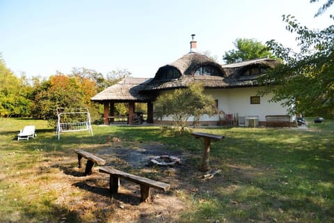 Property building, BBQ facilities