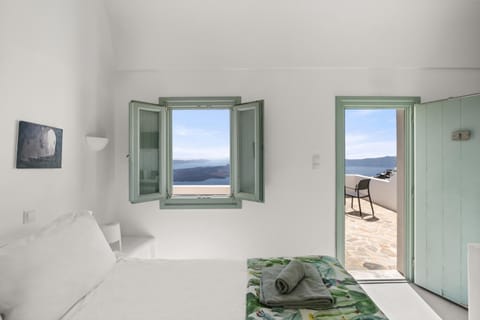 Bedroom, Sea view
