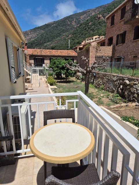 Property building, Natural landscape, Summer, View (from property/room)