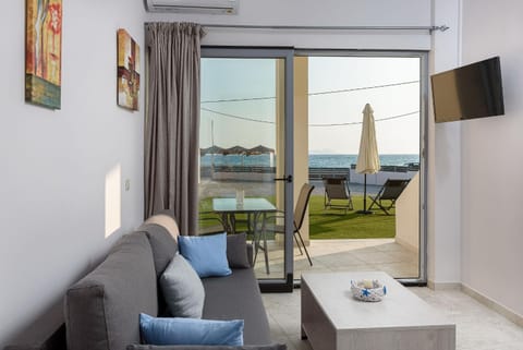 Living room, Sea view