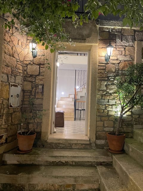 Muharrembey Otel Hotel in Cesme