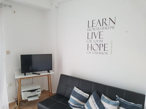 TV and multimedia, Seating area