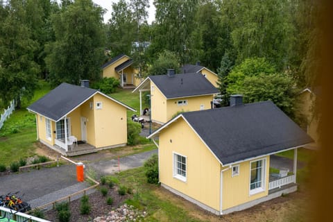 Property building, Summer, pet friendly, pet friendly