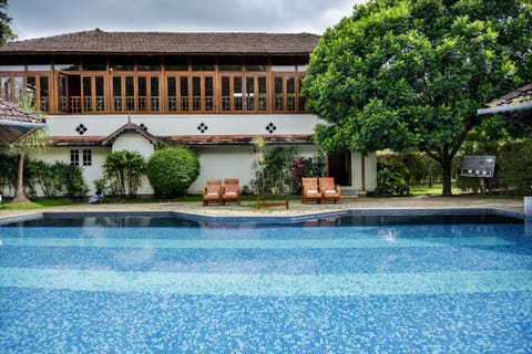 Property building, Swimming pool