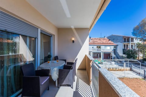 Oleander Apartment Apartment in Šibenik-Knin County, Croatia