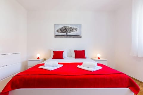 Oleander Apartment Apartment in Šibenik-Knin County, Croatia