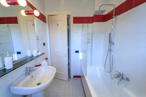 Appartamento a 150 metri dal mare Apartment in Albissola Marina