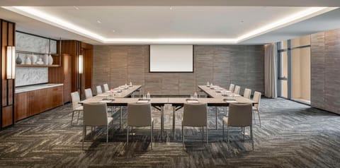 Meeting/conference room