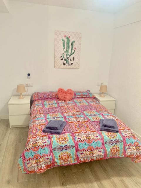 Bed, Photo of the whole room